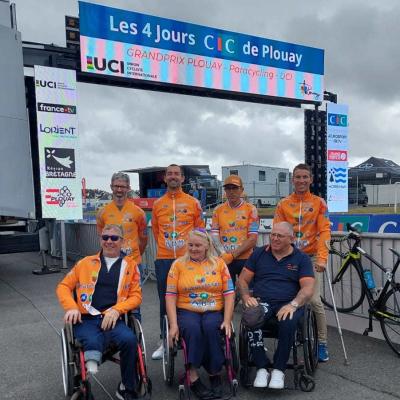 369733234 6421511961237072 9121776184273932788 N